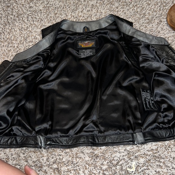 Leather Harley Davidson Vest - Picture 3 of 5